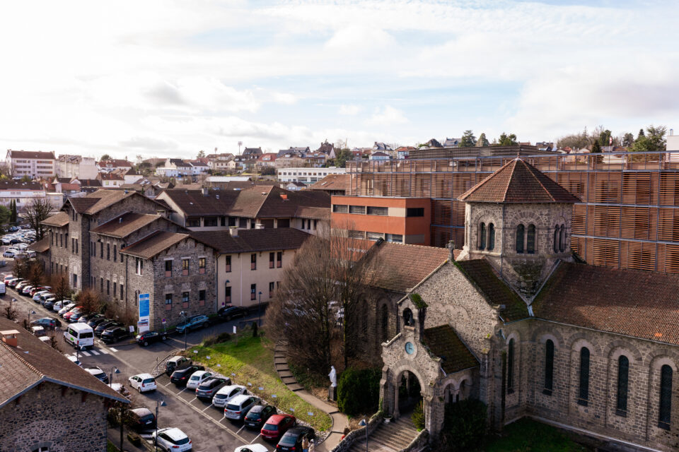hopital aurillac hélistation et vues alentours extérieures